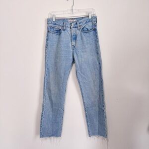 Levi’s Wedgie Straight Jeans Light Wash Raw Hem size 28